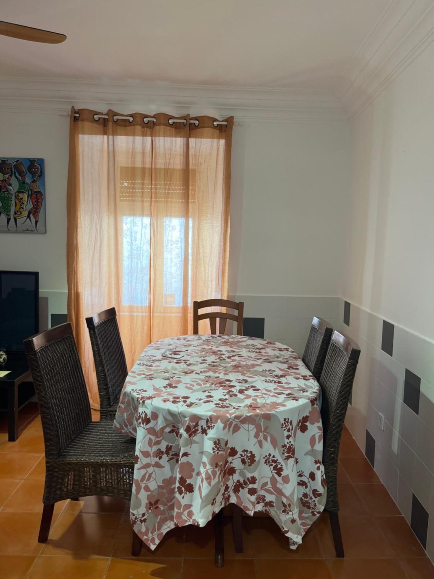 T2 2 Bedroom Flat In Arroios リスボン エクステリア 写真